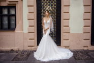 s-473-selena-1